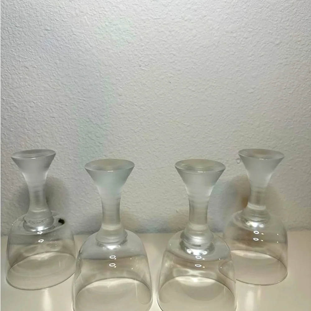Vintage Retro Handblown Water Wine Glasses. With Frosted Pedestal Stem‎ Set Of 4